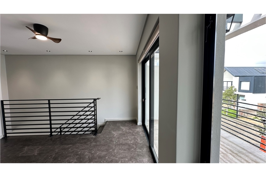 To Let 3 Bedroom Property for Rent in Paarl Central Western Cape